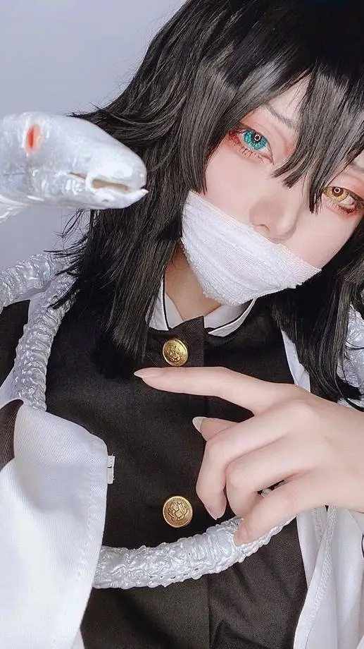 ai character: iguro obanai  background