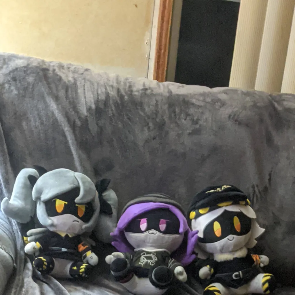 chat with ai character: murder drones 