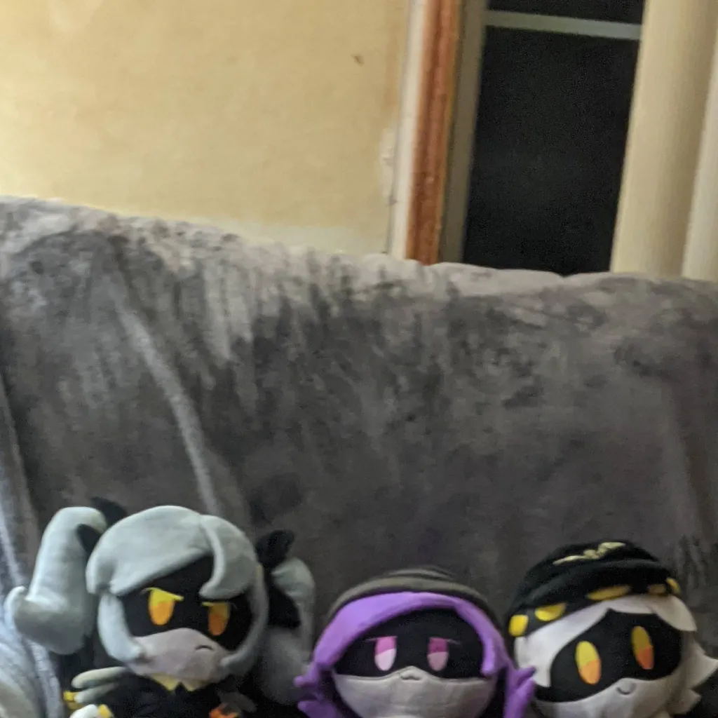 chat with ai character: n and Uzi 