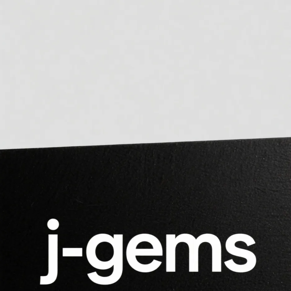 chat with ai character: J-Gems