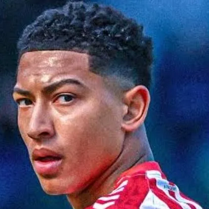 chat with ai character: Jobe Bellingham 