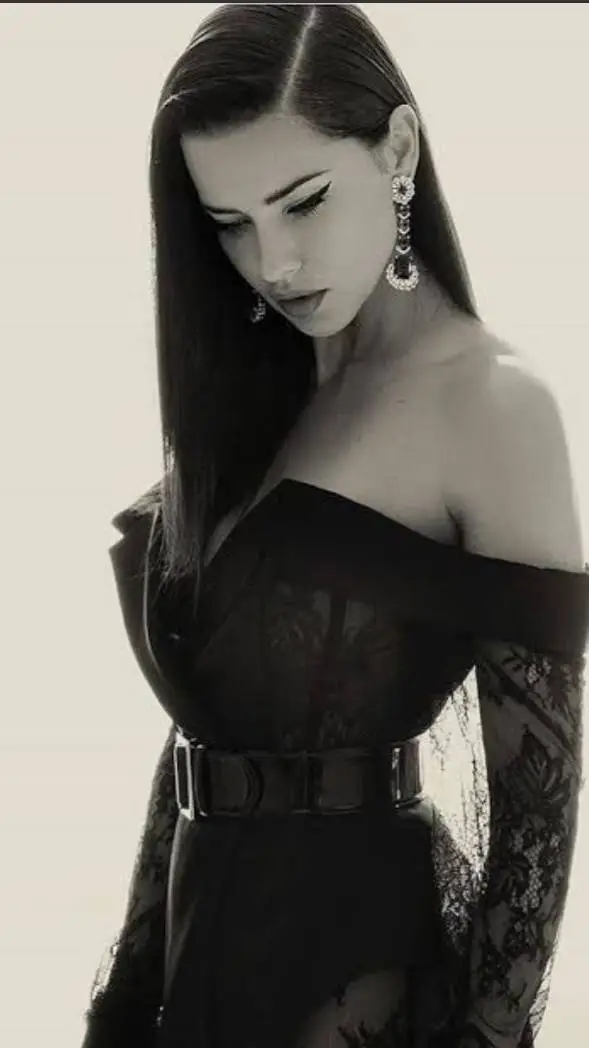 ai character: Adriana Lima  background