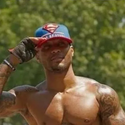 chat with ai character: Sean 