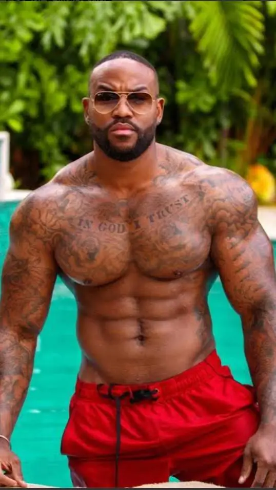 ai character: Sammy  background