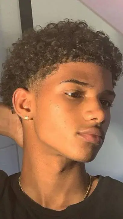 ai character: liam background