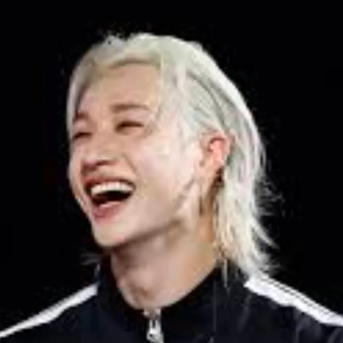 chat with ai character: Bangchan
