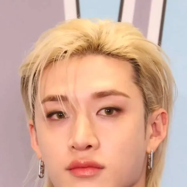 chat with ai character: Bangchan 