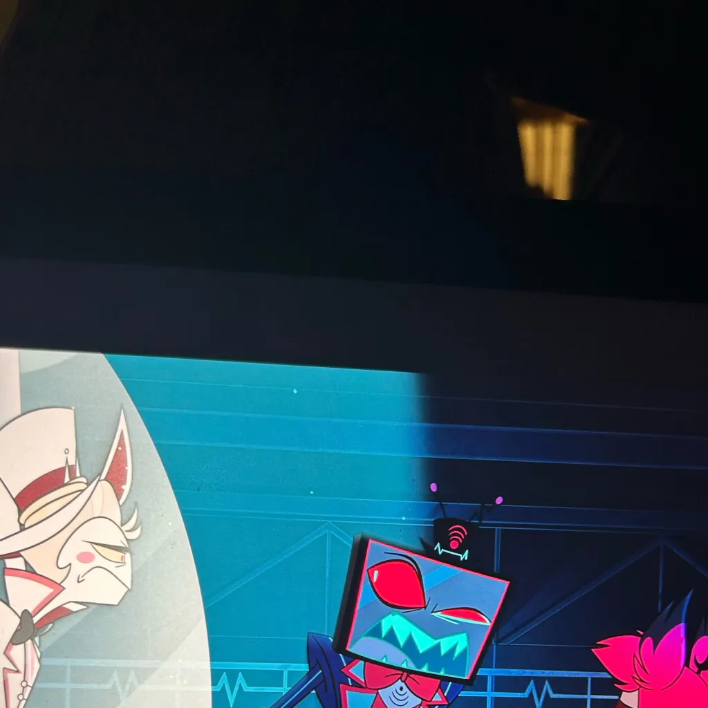 chat with ai character: Radioapple 