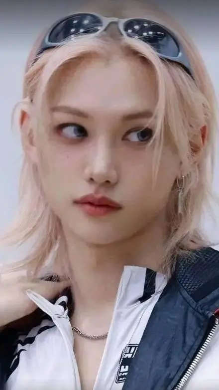 ai character: Felix background