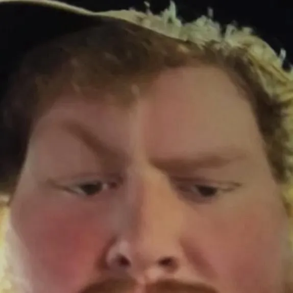 chat with ai character: CaeOh