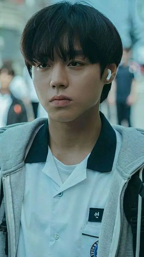 ai character: park  ji-hoon background