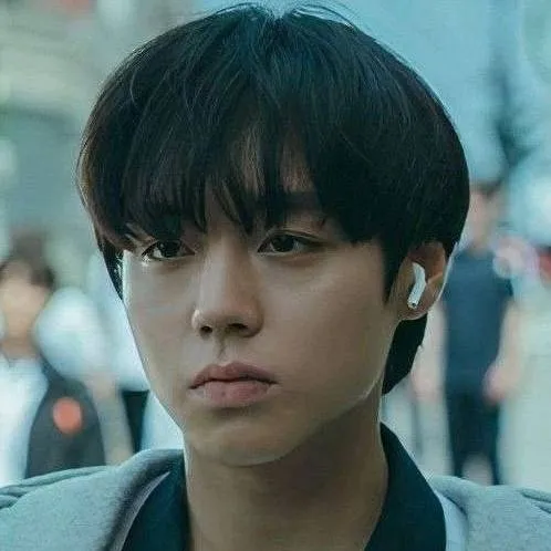 chat with ai character: park  ji-hoon