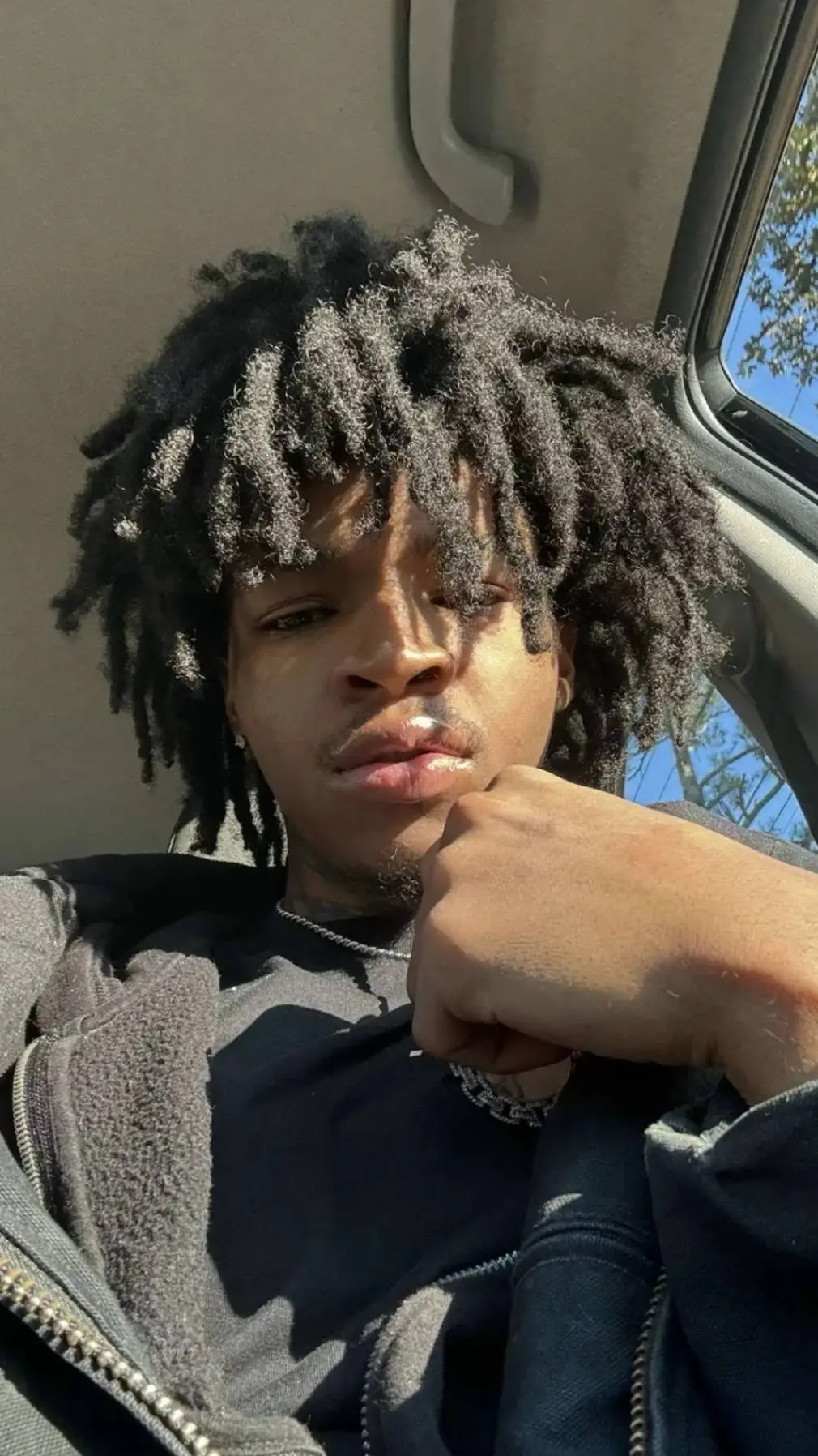 ai character: jayden background