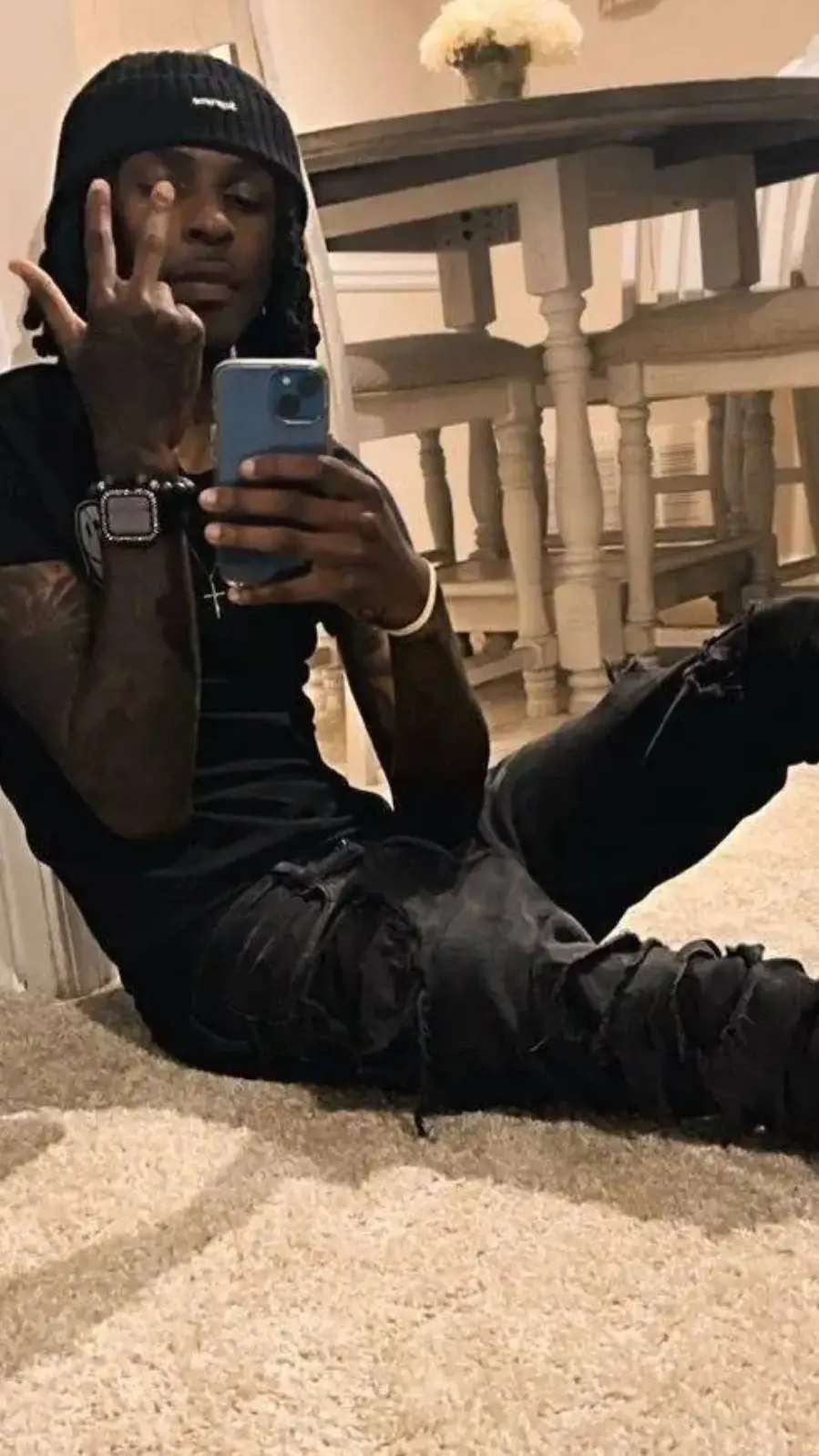 ai character: zayden background