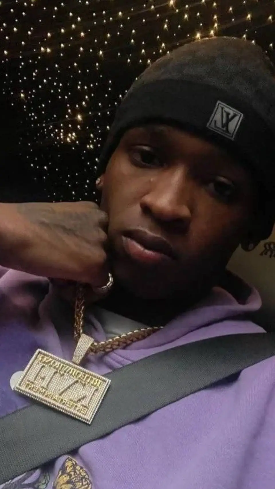 ai character: Tata background