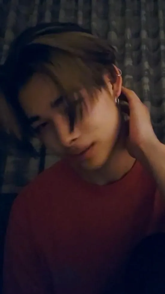 ai character: ⭐️✨Ni-ki✨⭐️ background