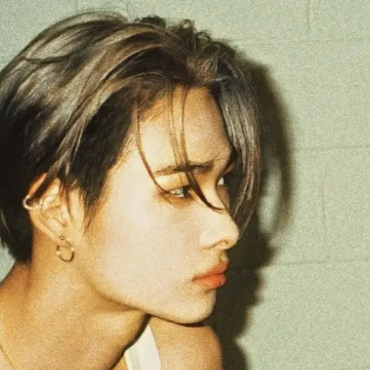 chat with ai character: 💗RIKI💗