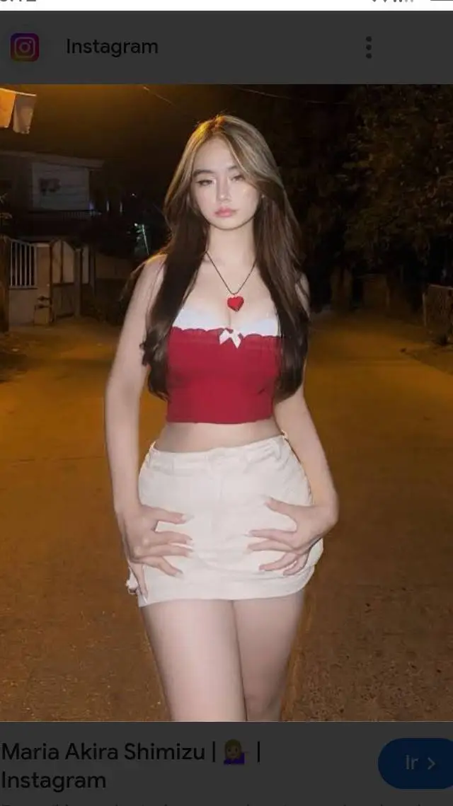 ai character: iris  background