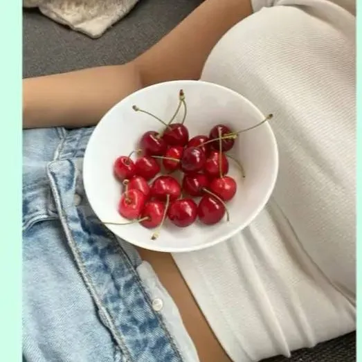 chat with ai character: katt