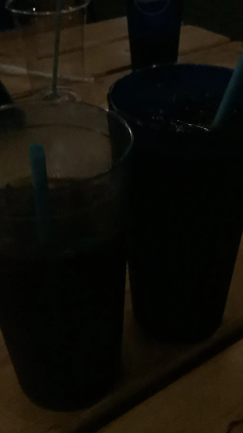 ai character: ☆Vee☆ background