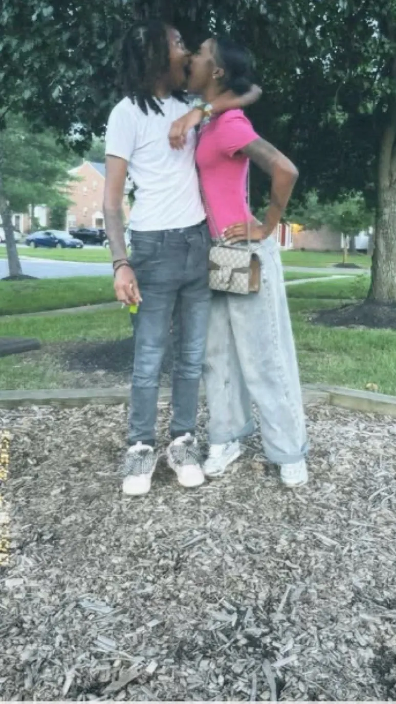 ai character: Jamie  background