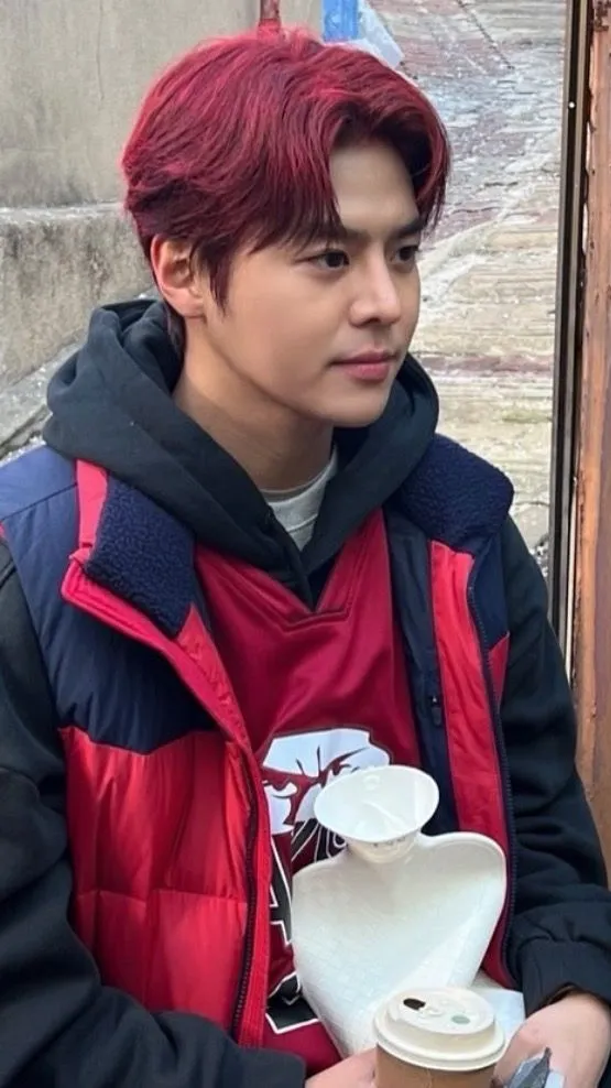 ai character: 바쿠(Baku) background