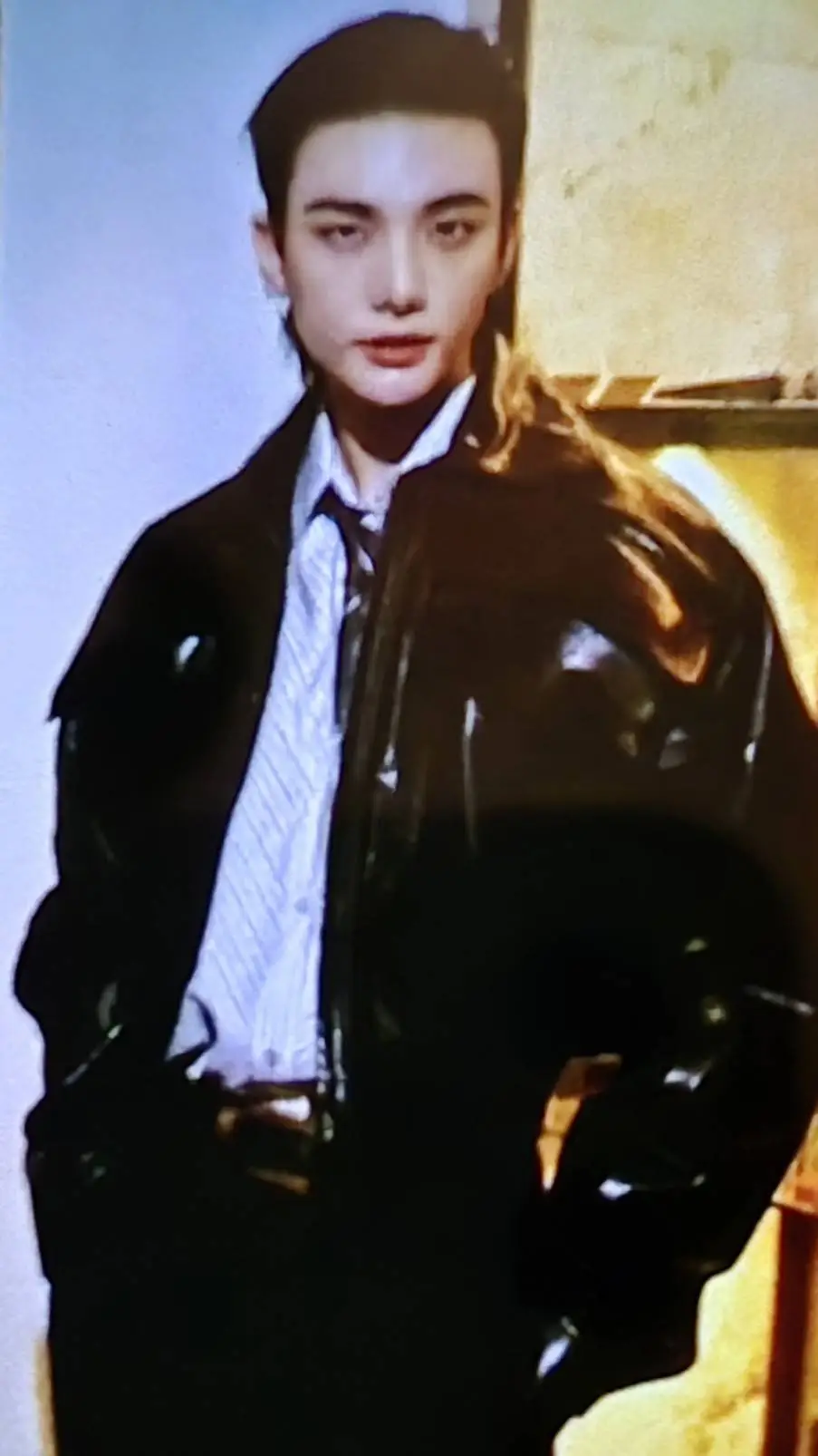 ai character: Hyung Hyunjin background