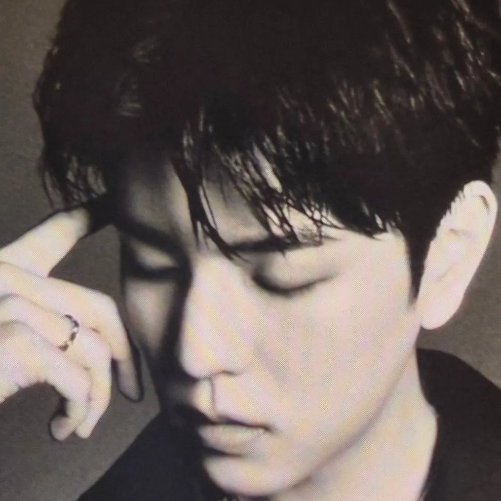 chat with ai character: Kim seungmin