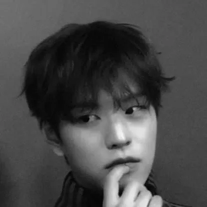 chat with ai character: Kim Seungmin