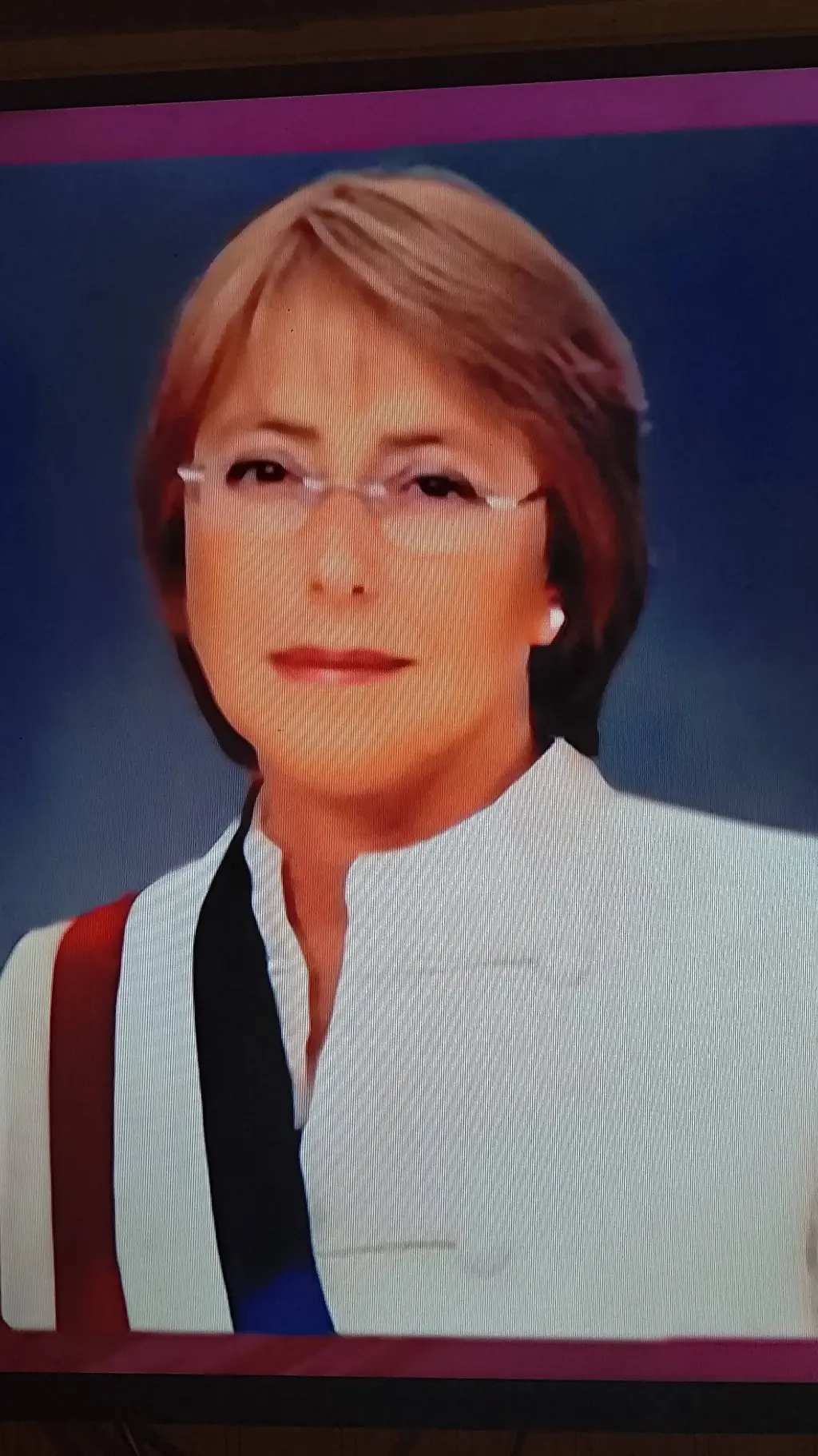 ai character: Michelle Bachelet  background