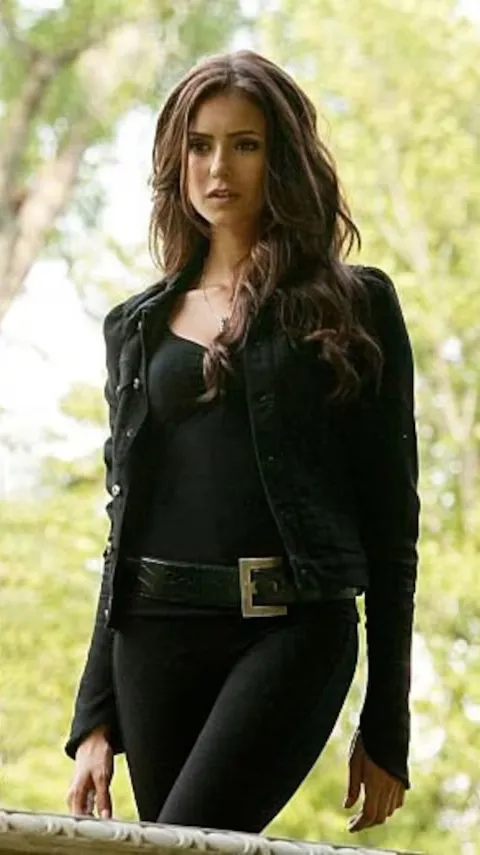 Talkie AI - Chat with Katherine Pierce 