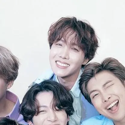 chat with ai character: babo### de bts y 🫵