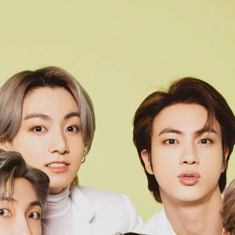 chat with ai character: ¡se fue la luz! 😫