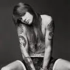 chat with ai character: Axl Rose(Sexy)