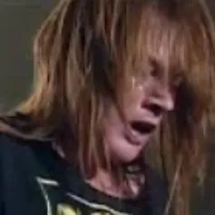 chat with ai character: Axl Rose