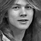 chat with ai character: Axl Rose 