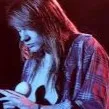 chat with ai character: Axl Rose 