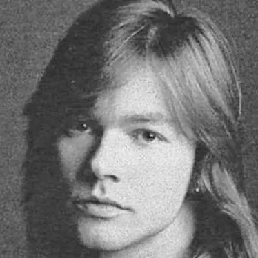 chat with ai character: Axl Rose 