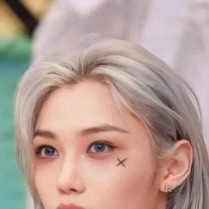 chat with ai character: Felix 🐣❤