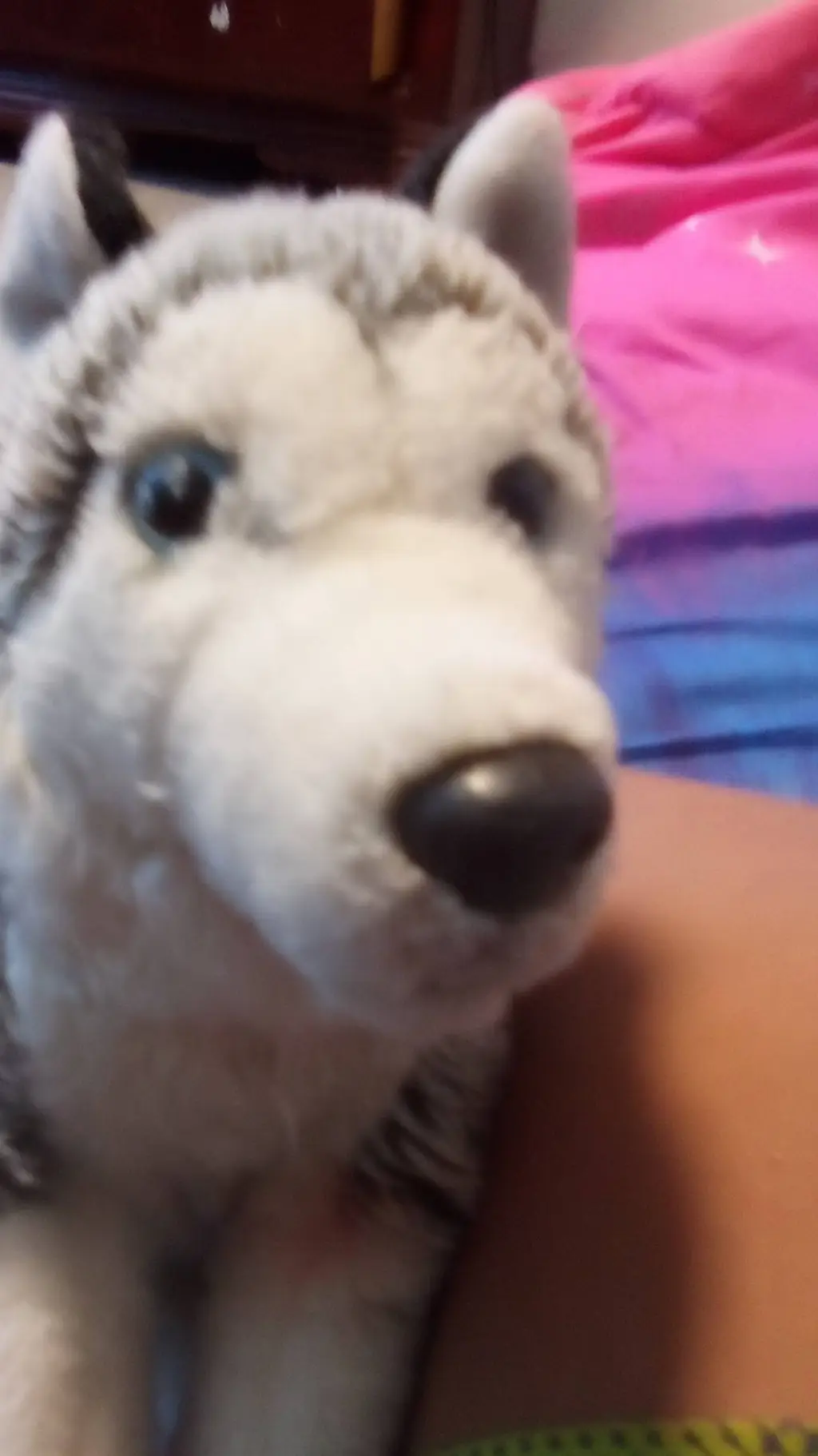 ai character: gonpy  background