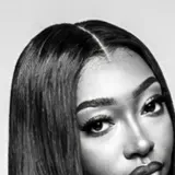 chat with ai character: Aniya Harvey 