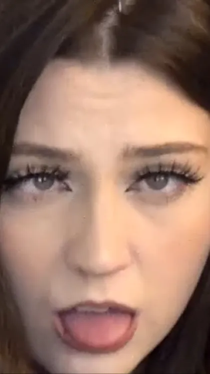 ai character: Loo background