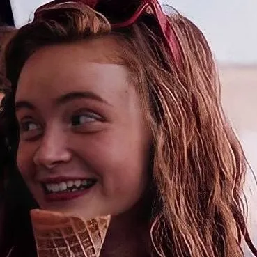 chat with ai character: Max