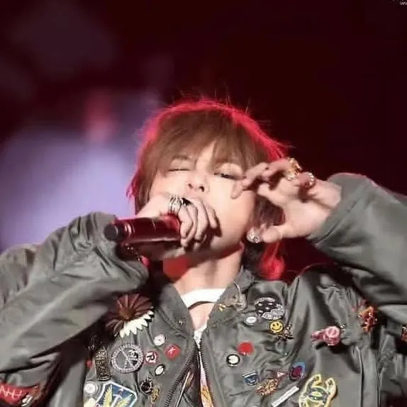 chat with ai character: kwon jiyong enemy 