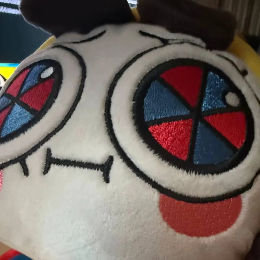 chat with ai character: CHRISTMASSSSSSSSSS