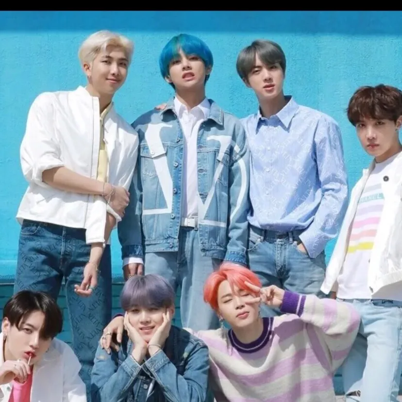 chat with ai character: BTS🫰🏼❤️✨🫶🏻