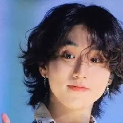 chat with ai character: Han jisung