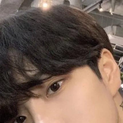 chat with ai character: Rory 