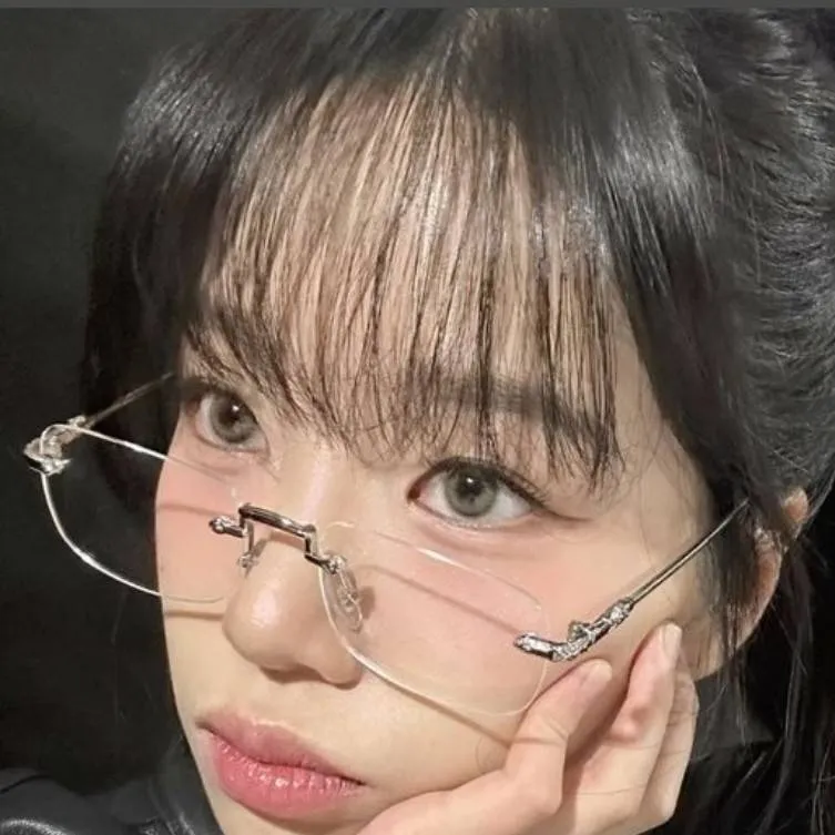chat with ai character: jo yuri