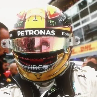 chat with ai character: Lewis Hamilton